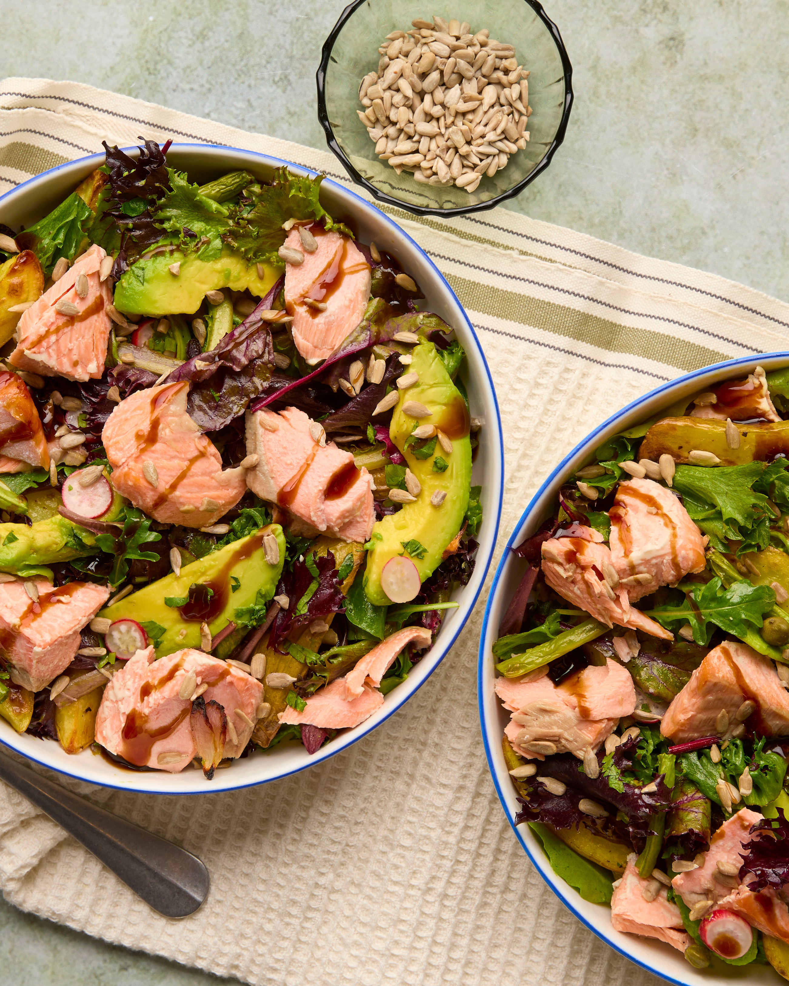 17_ 5824 - 5866 Mediterranean-style Smoked Trout & Avocado Salad_1.jpg
