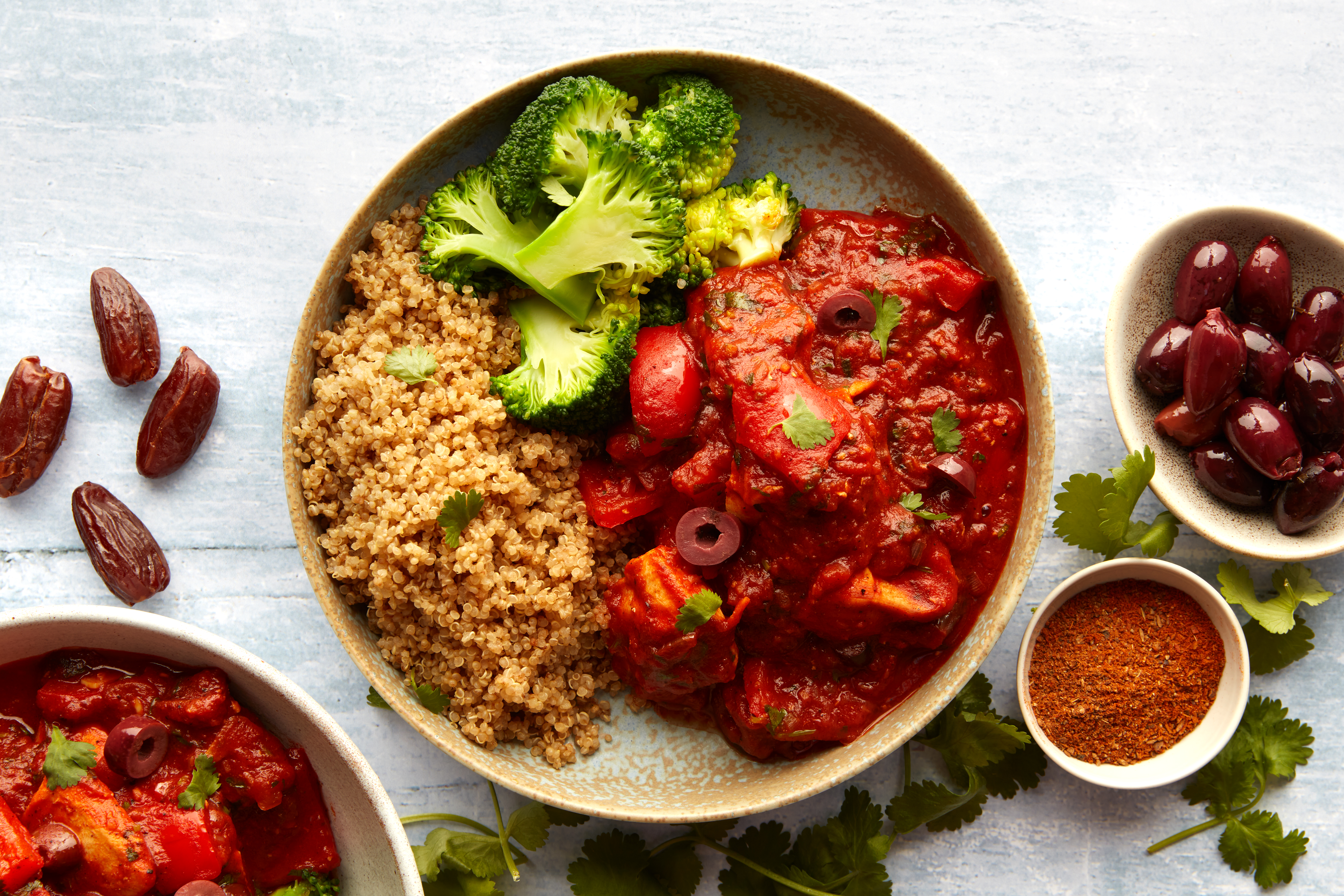 Chicken pasanda stew with quinoa & broccoli