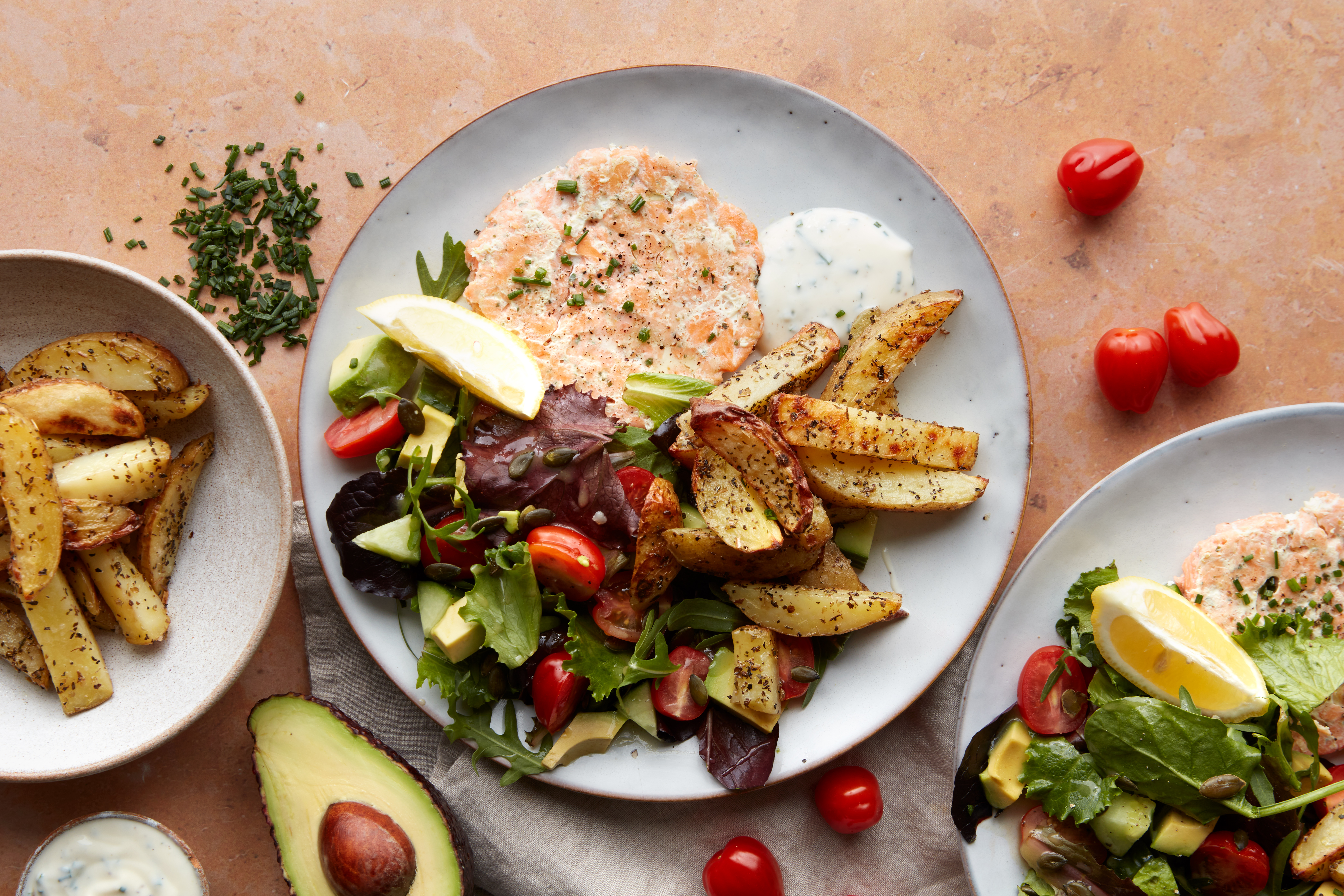 Lemon marinated salmon with fries & salad
