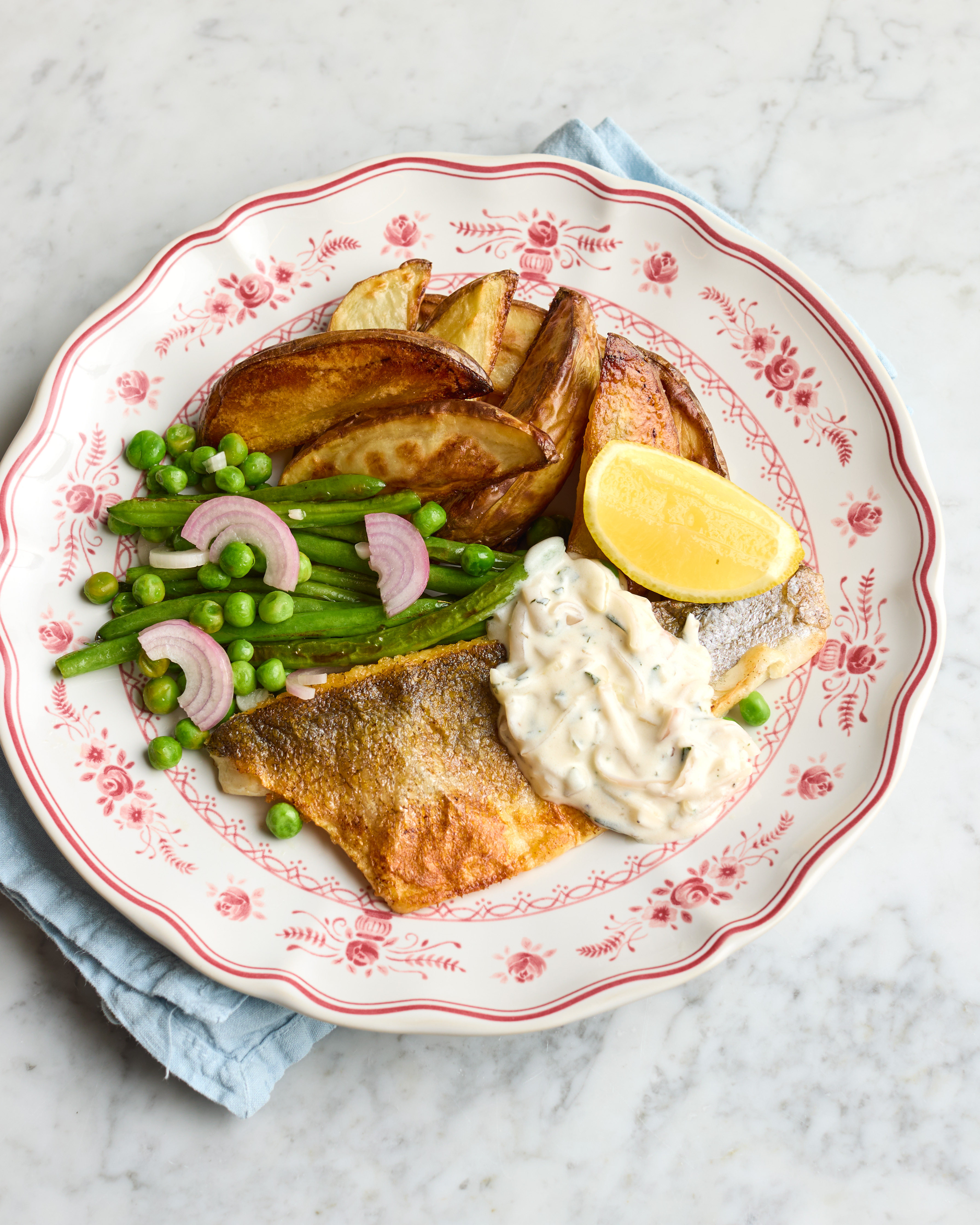 Crispy Sea Bass with Creamy Lemon & Tarragon Sauce